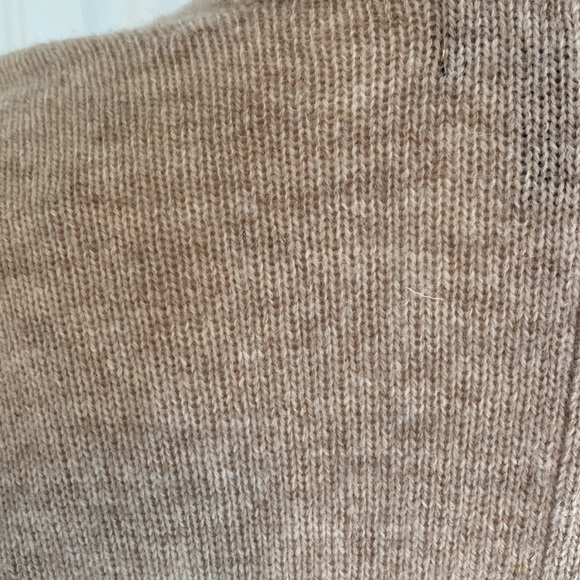 Rachel Zoe pullover sweater. - Picture 5 of 7